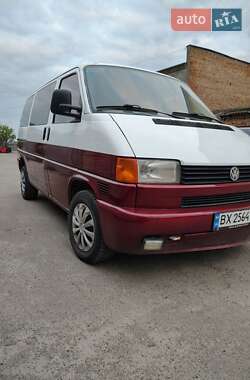 Минивэн Volkswagen Transporter 1997 в Остроге