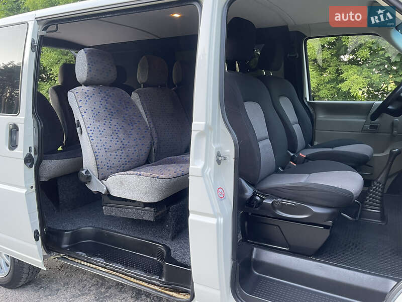 Минивэн Volkswagen Transporter 1999 в Радивилове