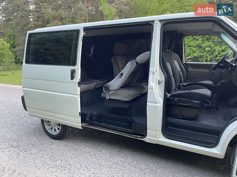 Минивэн Volkswagen Transporter 1999 в Радивилове