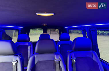Мінівен Volkswagen Transporter 2017 в 