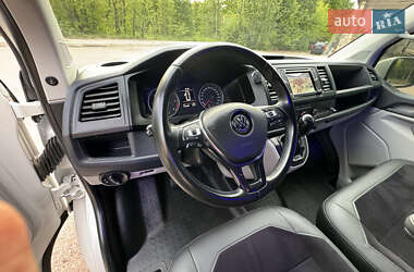 Мінівен Volkswagen Transporter 2017 в 