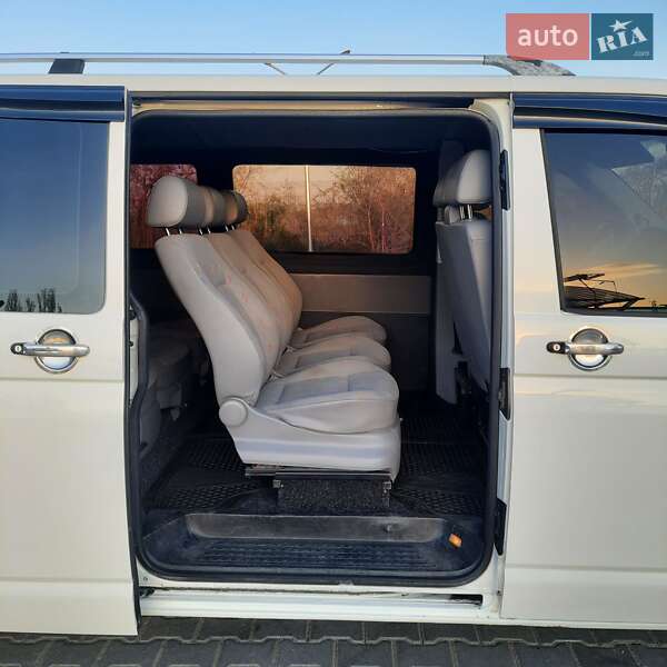 Мінівен Volkswagen Transporter 2006 в Миколаєві