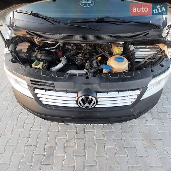 Мінівен Volkswagen Transporter 2006 в Миколаєві