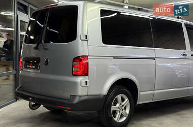 Грузовой фургон Volkswagen Transporter 2015 в 