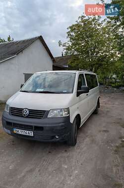 Минивэн Volkswagen Transporter 2008 в 