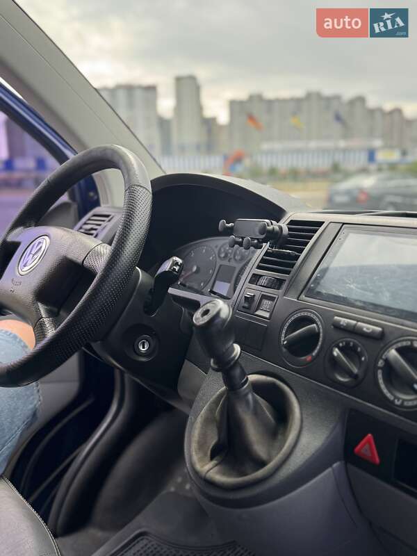 Минивэн Volkswagen Transporter 2007 в Киеве