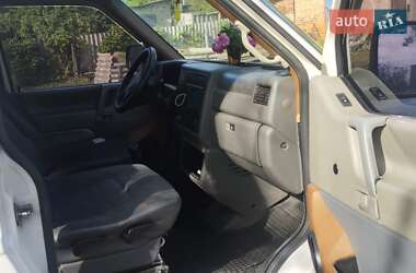 Минивэн Volkswagen Transporter 2000 в 