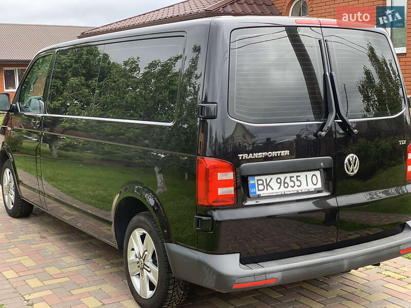 Минивэн Volkswagen Transporter 2016 в Ровно