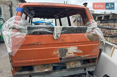 Минивэн Volkswagen Transporter 1984 в 