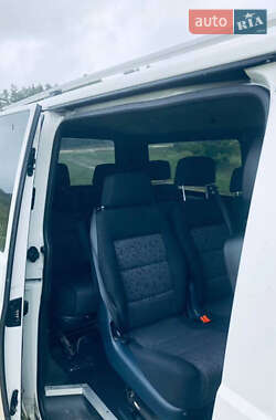 Минивэн Volkswagen Transporter 2015 в 