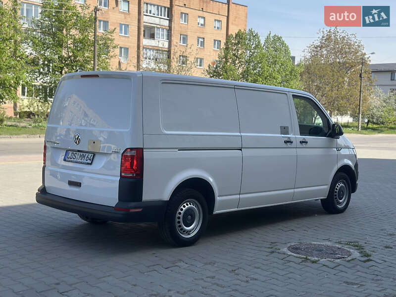Вантажний фургон Volkswagen Transporter 2018 в Дубні