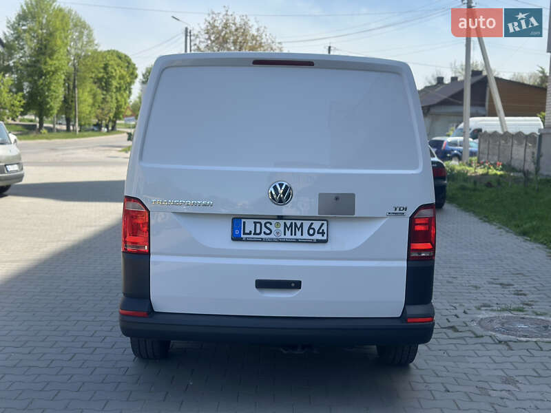 Вантажний фургон Volkswagen Transporter 2018 в Дубні