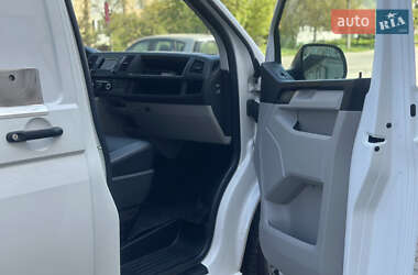 Вантажний фургон Volkswagen Transporter 2018 в 