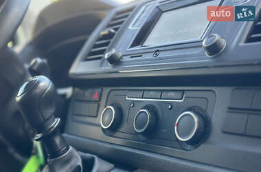Вантажний фургон Volkswagen Transporter 2018 в 