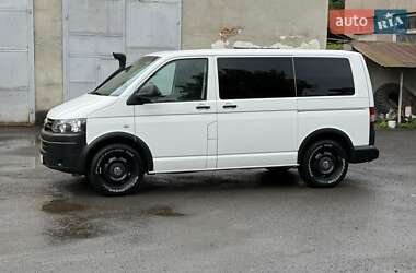 Минивэн Volkswagen Transporter 2014 в 