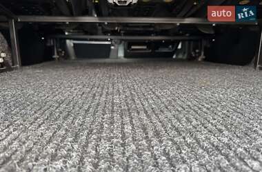Минивэн Volkswagen Transporter 2014 в 