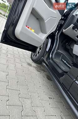 Минивэн Volkswagen Transporter 2019 в Черновцах