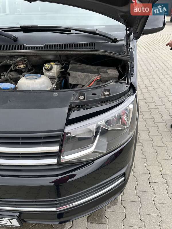 Минивэн Volkswagen Transporter 2019 в Черновцах