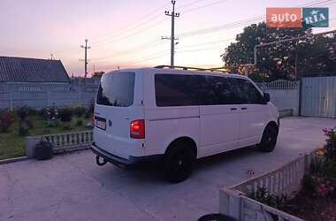 Грузопассажирский фургон Volkswagen Transporter 2010 в 