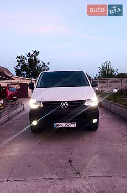 Грузопассажирский фургон Volkswagen Transporter 2010 в 