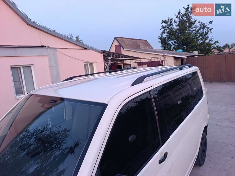 Вантажопасажирський фургон Volkswagen Transporter 2010 в Запоріжжі