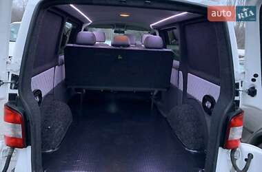 Грузопассажирский фургон Volkswagen Transporter 2010 в 