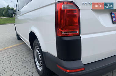 Минивэн Volkswagen Transporter 2017 в 
