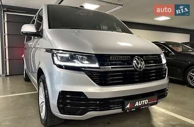 Минивэн Volkswagen Transporter 2019 в 