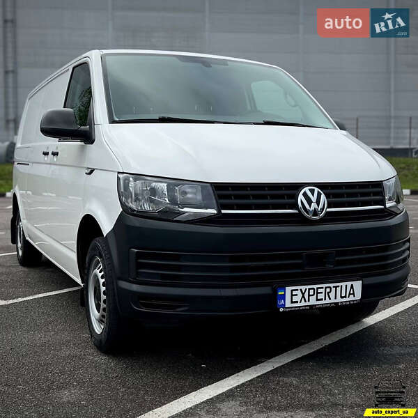 Вантажний фургон Volkswagen Transporter 2018 в Києві