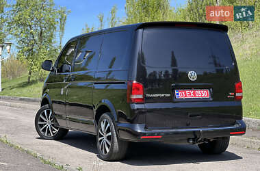 Грузовой фургон Volkswagen Transporter 2015 в 
