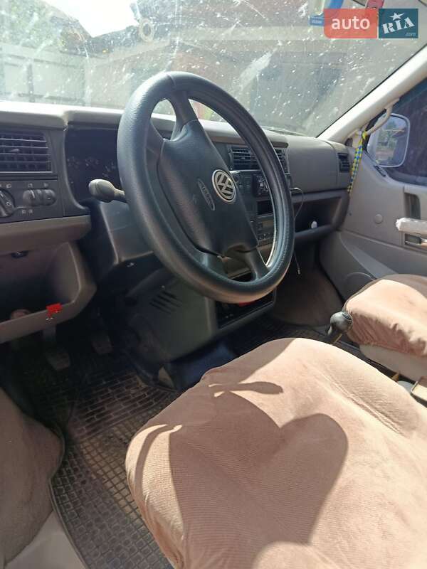Мікроавтобус Volkswagen Transporter 2001 в Єрках