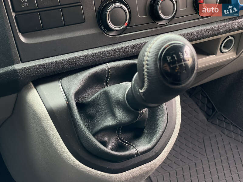 Минивэн Volkswagen Transporter 2019 в Бердичеве