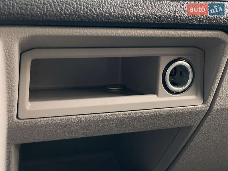 Минивэн Volkswagen Transporter 2019 в Бердичеве