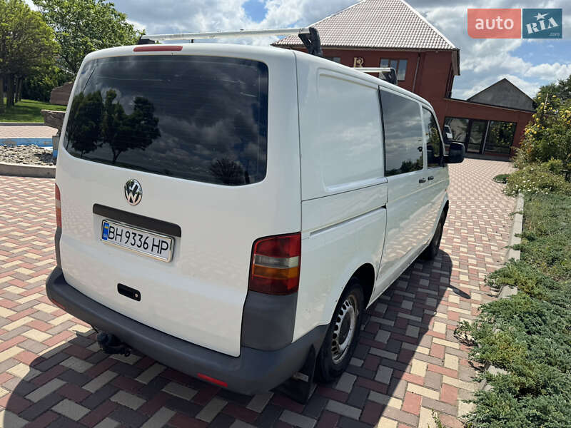 Минивэн Volkswagen Transporter 2006 в Татарбунарах