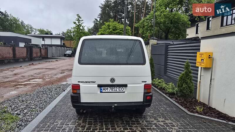 Минивэн Volkswagen Transporter 2002 в Житомире