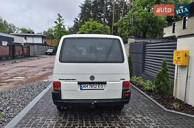 Мінівен Volkswagen Transporter 2002 в 