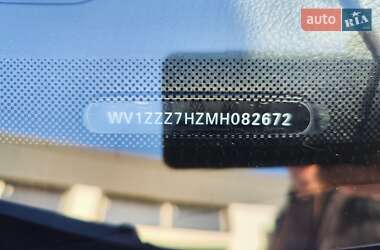 Минивэн Volkswagen Transporter 2021 в 