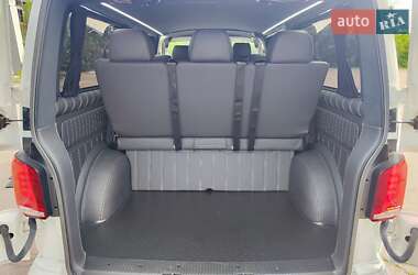 Минивэн Volkswagen Transporter 2021 в 