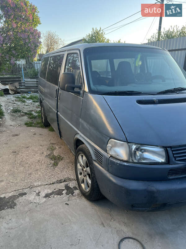 Минивэн Volkswagen Transporter 2000 в Киеве