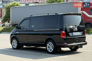 Минивэн Volkswagen Transporter 2018 в 