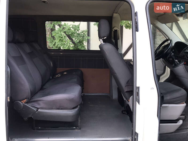 Минивэн Volkswagen Transporter 2005 в Белой Церкви