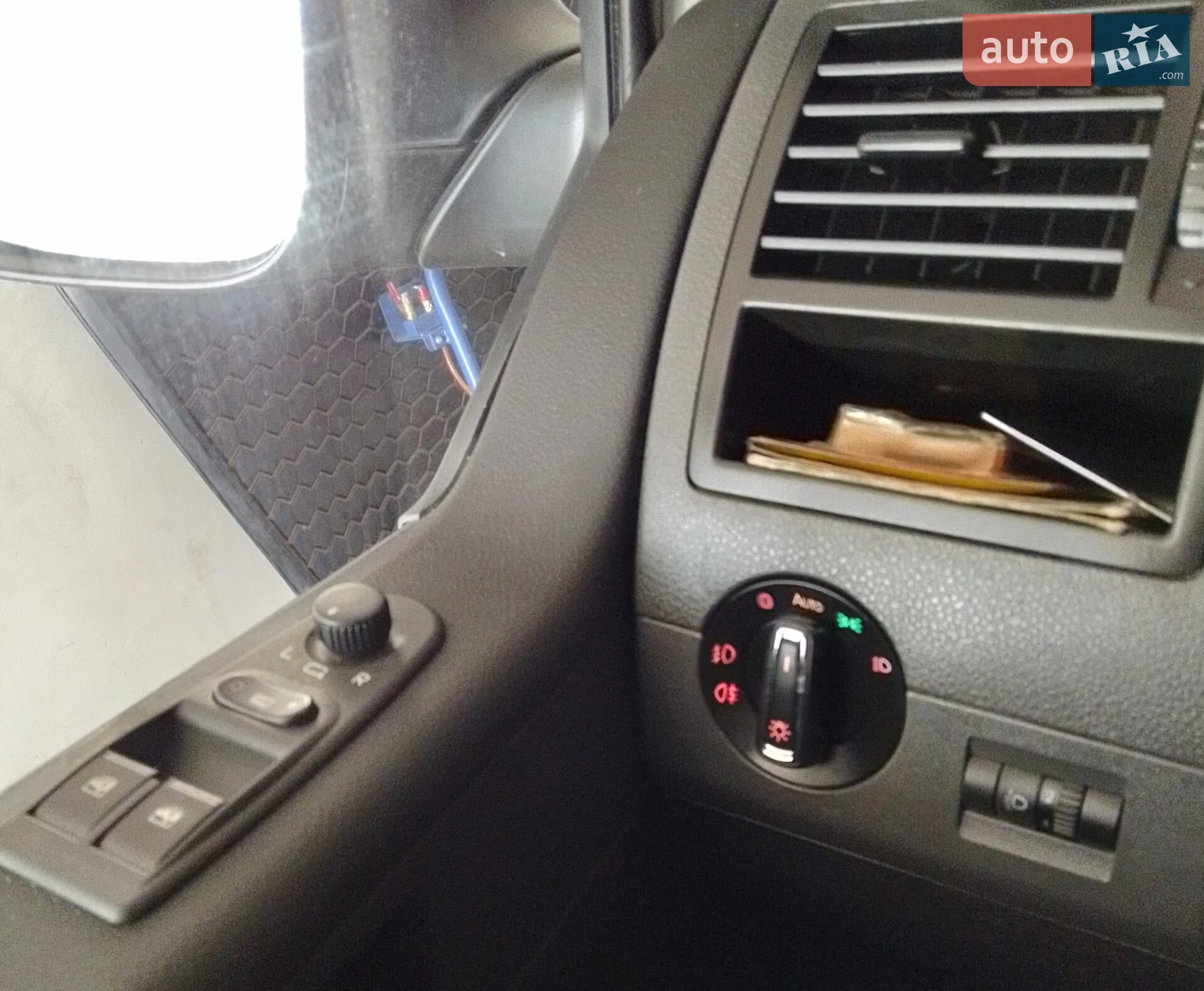 2015 Volkswagen Transporter - мініатюра 16