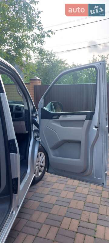 Минивэн Volkswagen Transporter 2015 в Киеве