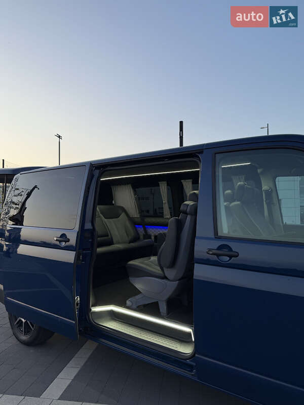 Минивэн Volkswagen Transporter 2017 в Мукачево