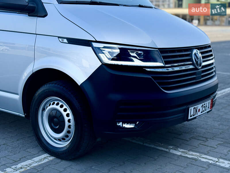 Грузовой фургон Volkswagen Transporter 2021 в Черновцах