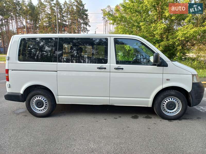 Минивэн Volkswagen Transporter 2007 в Ирпене