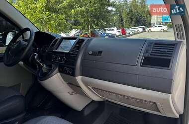 Минивэн Volkswagen Transporter 2015 в 