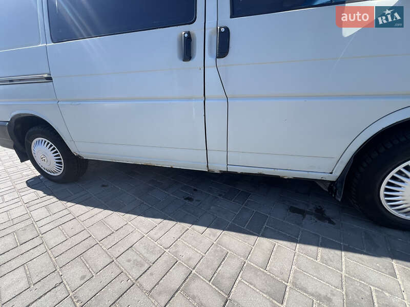 Минивэн Volkswagen Transporter 1996 в Запорожье