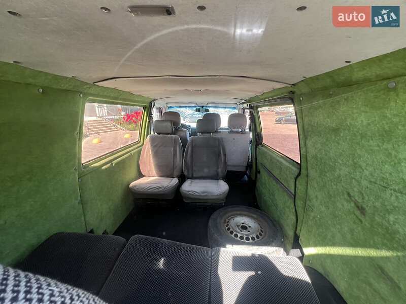 Минивэн Volkswagen Transporter 1996 в Запорожье