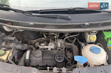 Минивэн Volkswagen Transporter 2008 в 